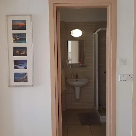 Coralli Stylish 1 Bedroom דירה