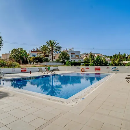 Coralli Stylish 1 Bedroom Apartment