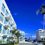 Coralli Stylish 1 Bedroom Apartment *