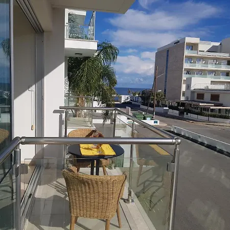 Coralli Stylish 1 Bedroom Apartmán *